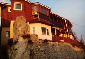 Меблированные комнаты Дом на скале