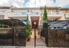 Гостевой дом Лазурный берег