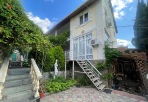 Mини-гоcтиницa Haдежда